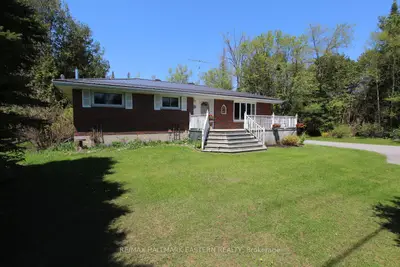 Detached in Havelock-Belmont-Methuen