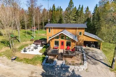 5490 Loop Road, Highlands East, On K0l 2a0
