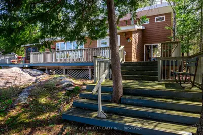 Detached in Trent Lakes