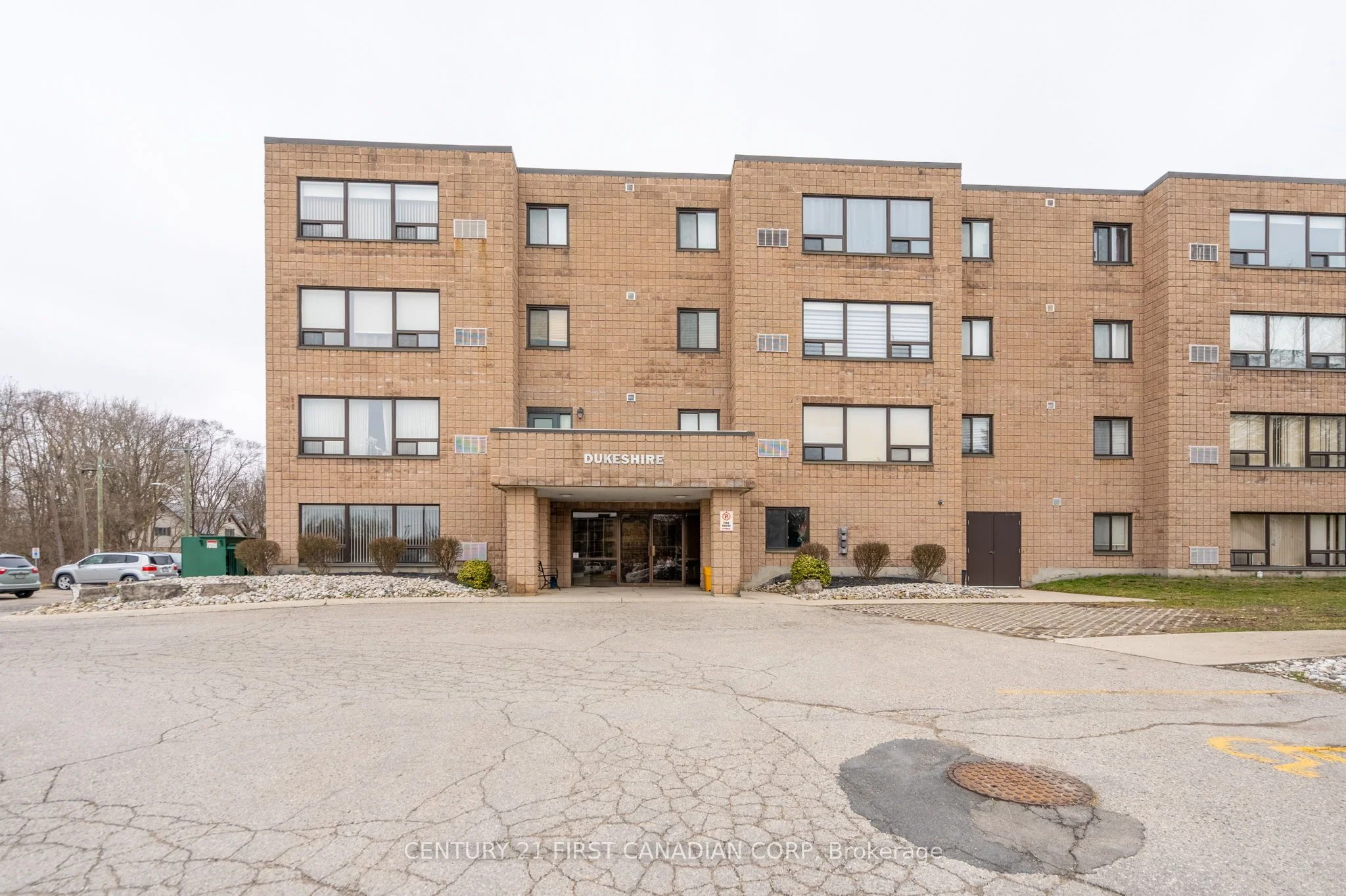220 Duke Street 204, Strathroy-Caradoc, ON N7G 1S3