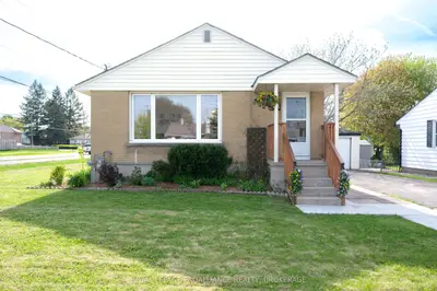 Detached in Kingston