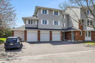 Condo Townhouse in Hunt Club - South Keys and Area