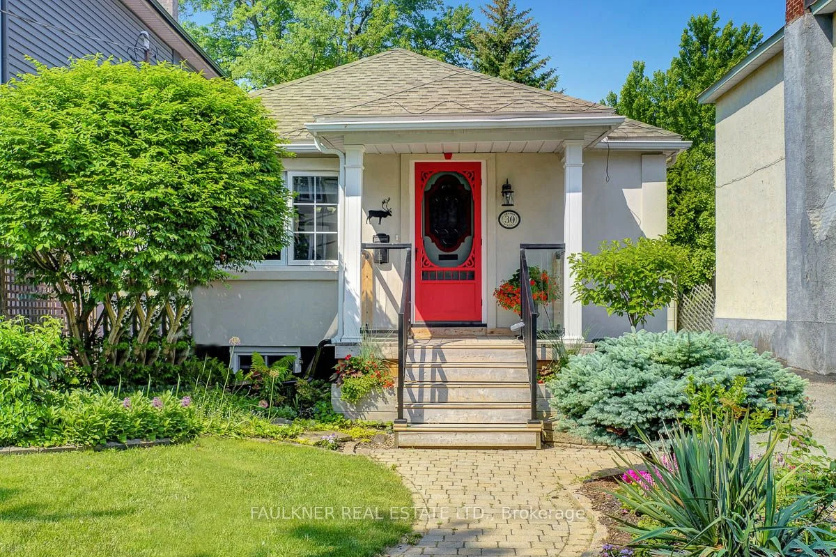 30 Grange Avenue W, Tunneys Pasture And Ottawa West, On K1y 0n7