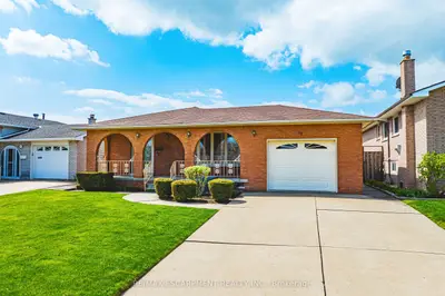 Detached in Hamilton