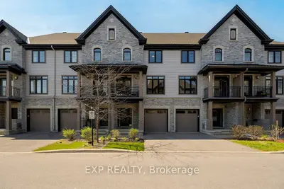 Att/Row/Townhouse in Stittsville - Munster - Richmond
