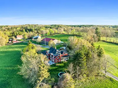 Farm in Stirling-Rawdon