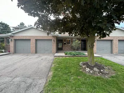 Condo Townhouse in Lincoln