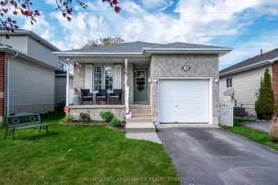 Detached in Kingston