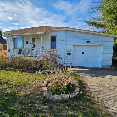 Detached in North Bay