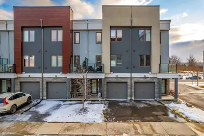 Common Element Condo in Hamilton