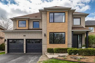 Detached in Hamilton