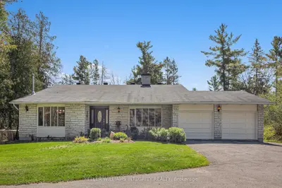 Detached in Kanata