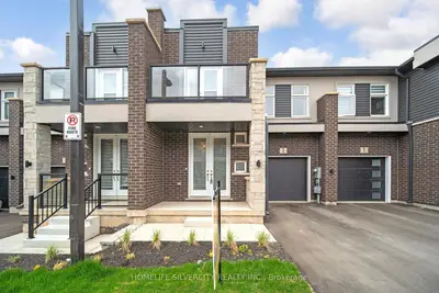 Att/Row/Townhouse in Niagara Falls