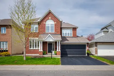 Detached in Barrhaven