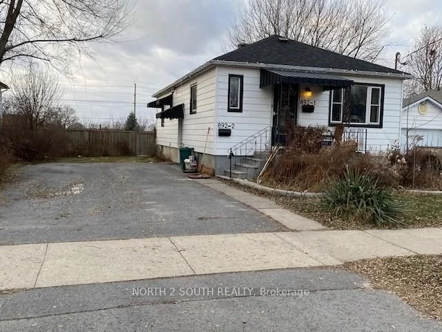 892 Victoria Street Lower, Kingston, On K7k 4t8