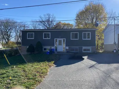 Detached in Kingston