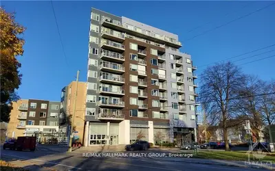 7 Marquette Avenue 211, Vanier And Kingsview Park, On K1l 8a7