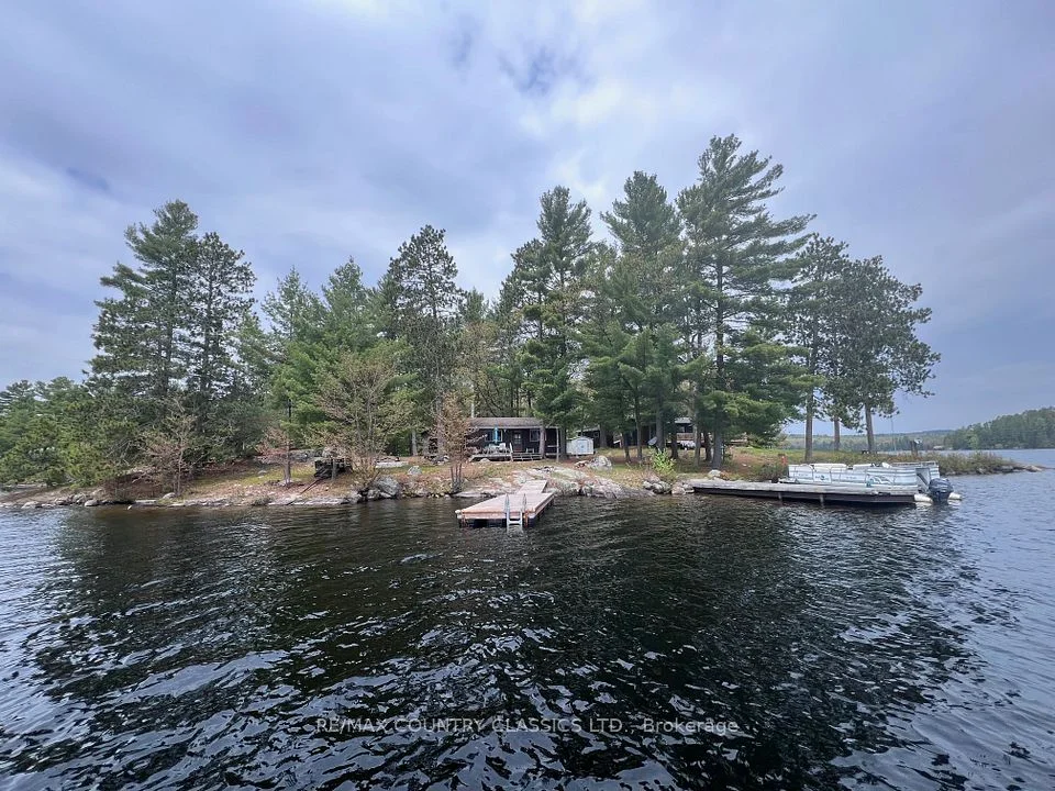 910 Weslemkoon Lake , Addington Highlands, ON K0L 2M0