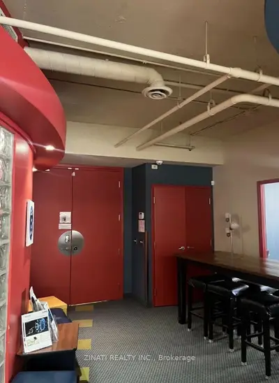 205 Catherine Street 400, Ottawa Centre, On K2p 1c3