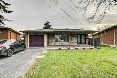 Detached in Hamilton