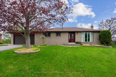 Detached in Kawartha Lakes