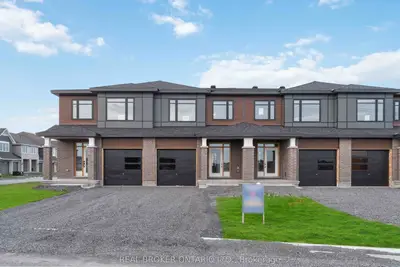 Att/Row/Townhouse in Stittsville - Munster - Richmond