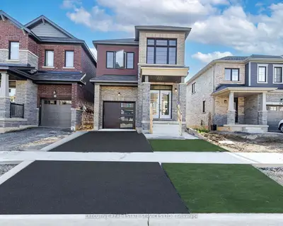 Detached in Thorold