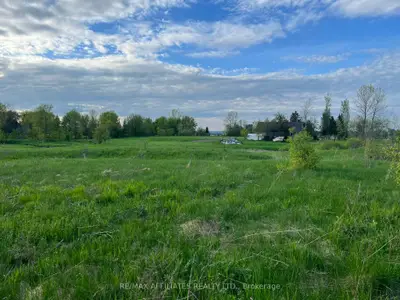 Vacant Land in Champlain
