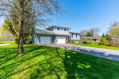 Detached in Georgian Bluffs