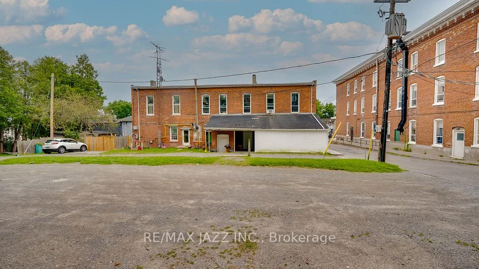 33-39 King Street E, Cramahe, ON K0K 1S0