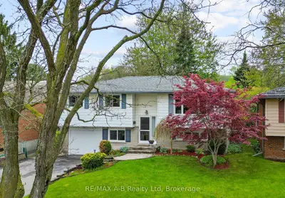 Detached in Waterloo