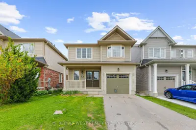 Detached in Brantford