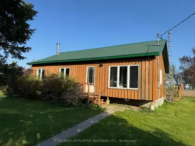 Detached in South Dundas