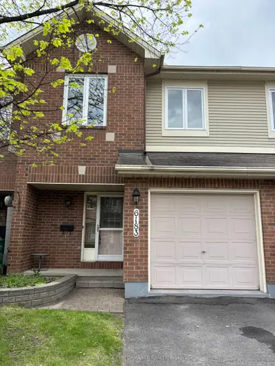Condo Townhouse in Orleans - Convent Glen and Area