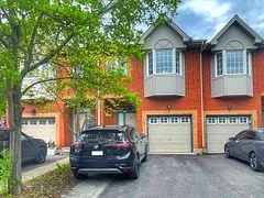 5 Great Oak Private, Alta Vista and Area, ON K1G 6P7