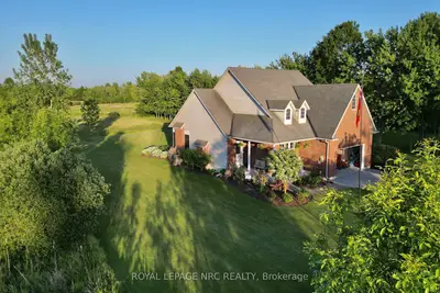Detached in Fort Erie
