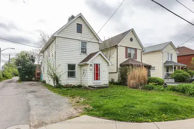 Detached in Welland