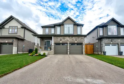 Detached in Stratford
