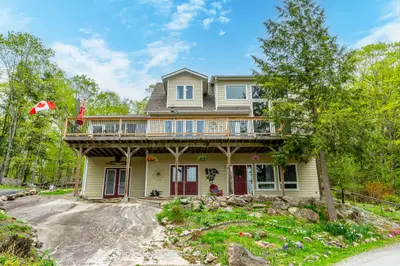 Detached in Bracebridge
