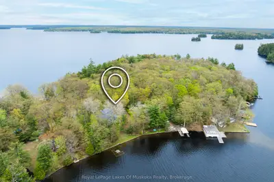 Detached in Muskoka Lakes