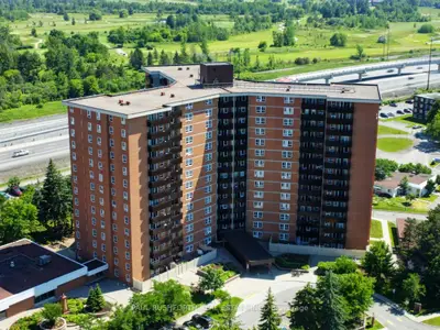 Condo Apartment in Beacon Hill North - South and Area
