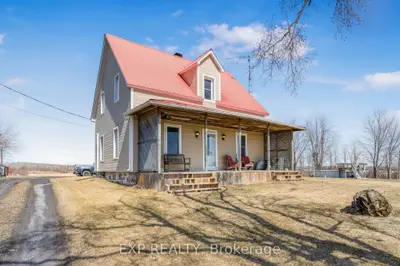 Detached in North Glengarry
