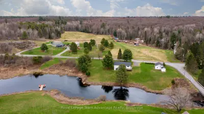 Detached in McKellar