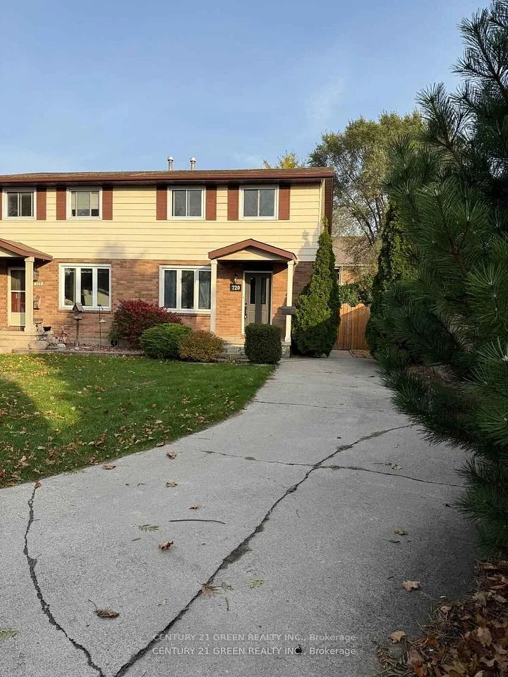 720 Hillary Street, Sarnia, ON N7T 7T8