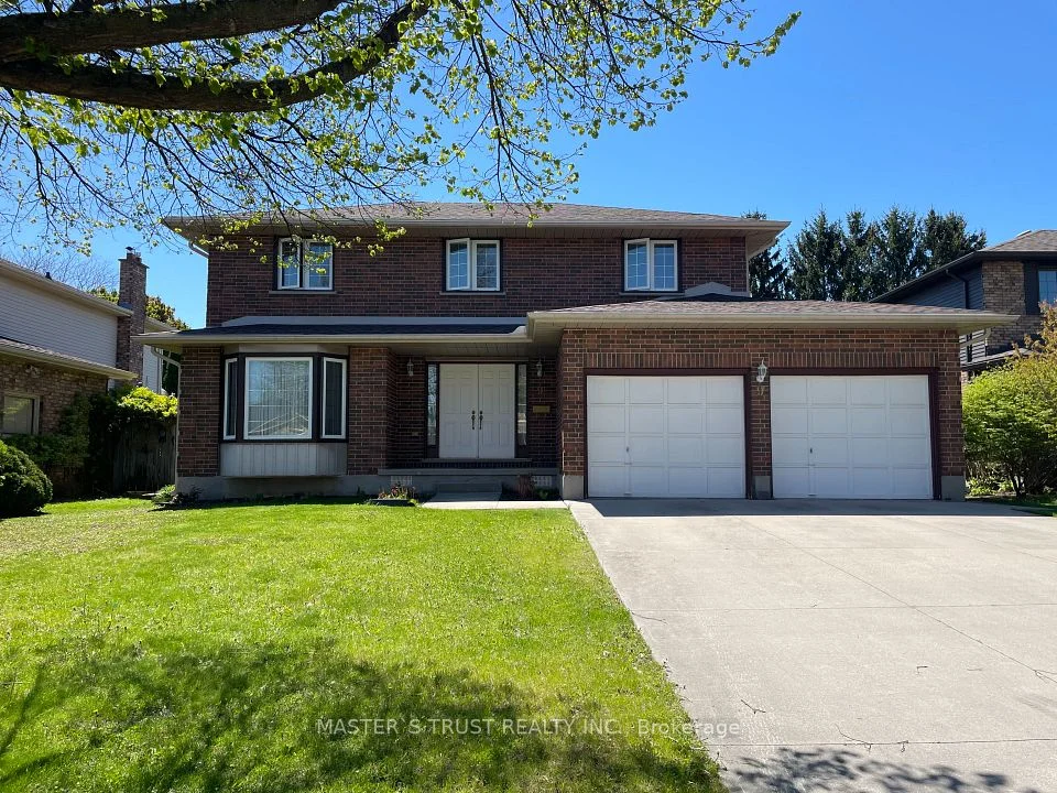 9 Mountainview Crescent, London South, ON N6J 4M9
