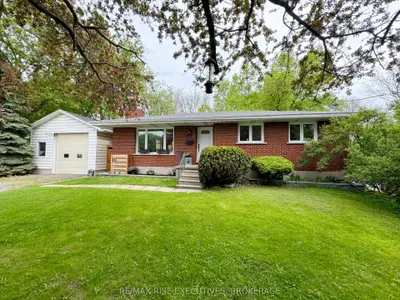 Detached in Kingston