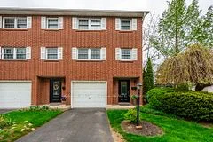 91 Livingston Avenue 7, Grimsby, ON L3M 1L4