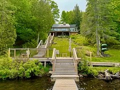 293 WEST DIAMOND LAKE Road, Hastings Highlands, ON K0L 2A0