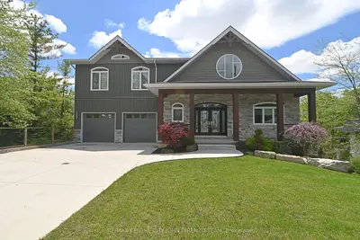 Detached in Central Elgin