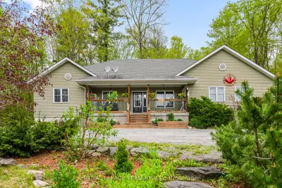 Detached in Greater Madawaska